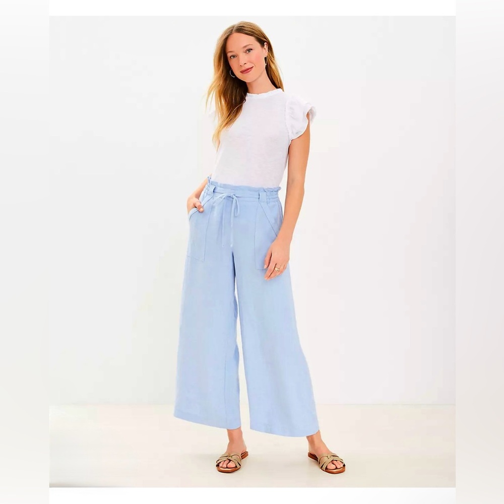 Loft - Pull On Linen Blend Wide Leg Pants
Medium